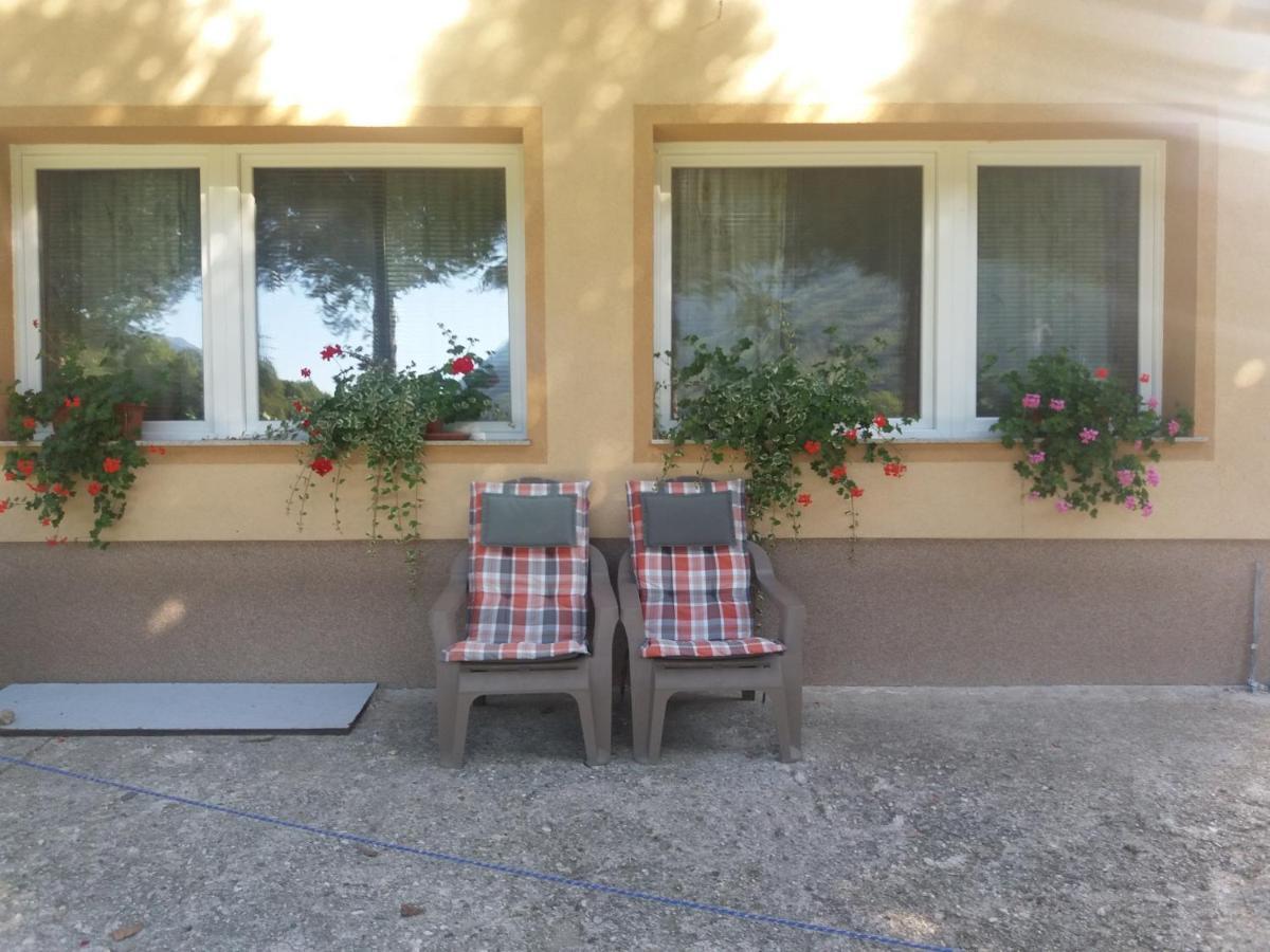 Apartment Tunel Hrušica Екстериор снимка